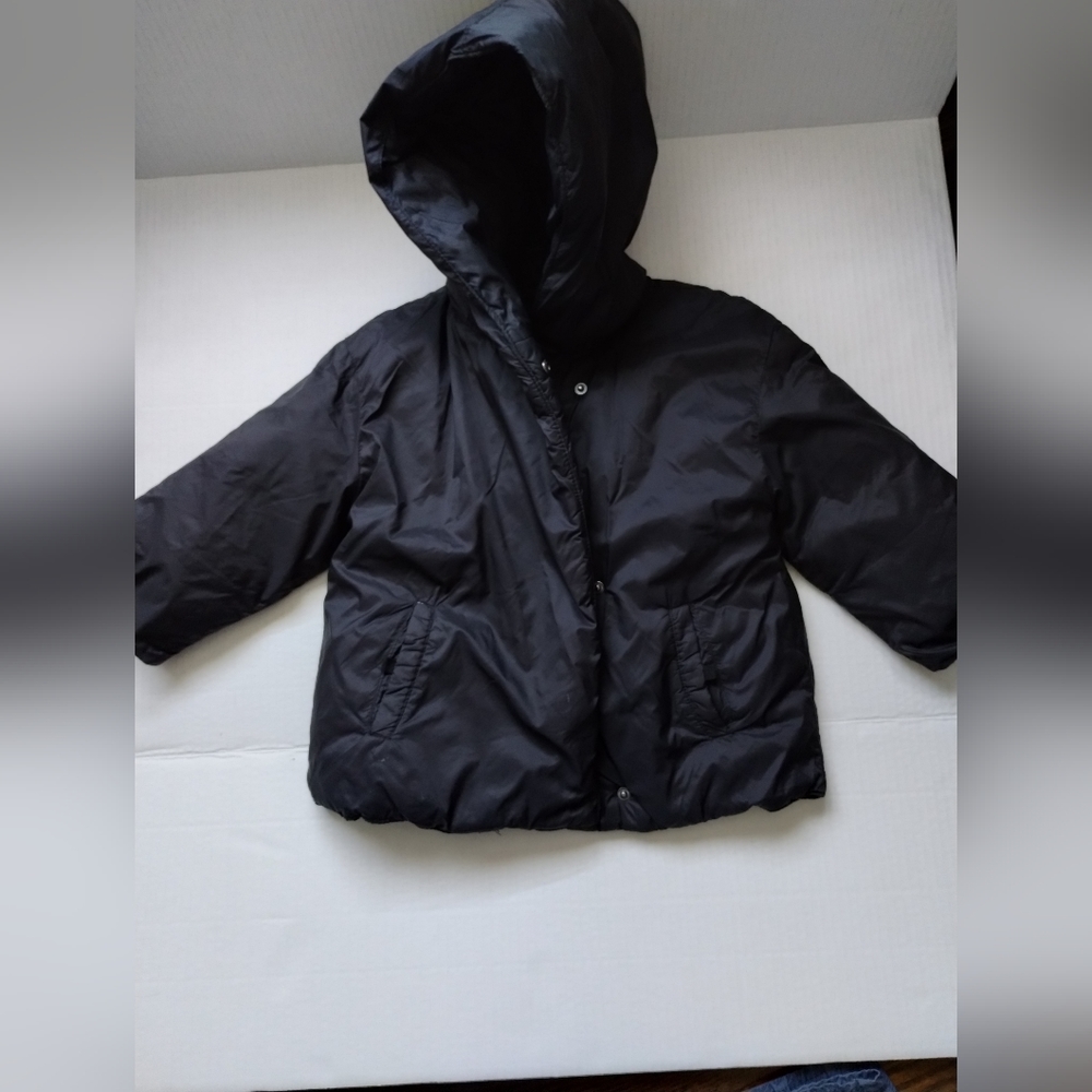 Preowned puffer jacket for boys size 2-3